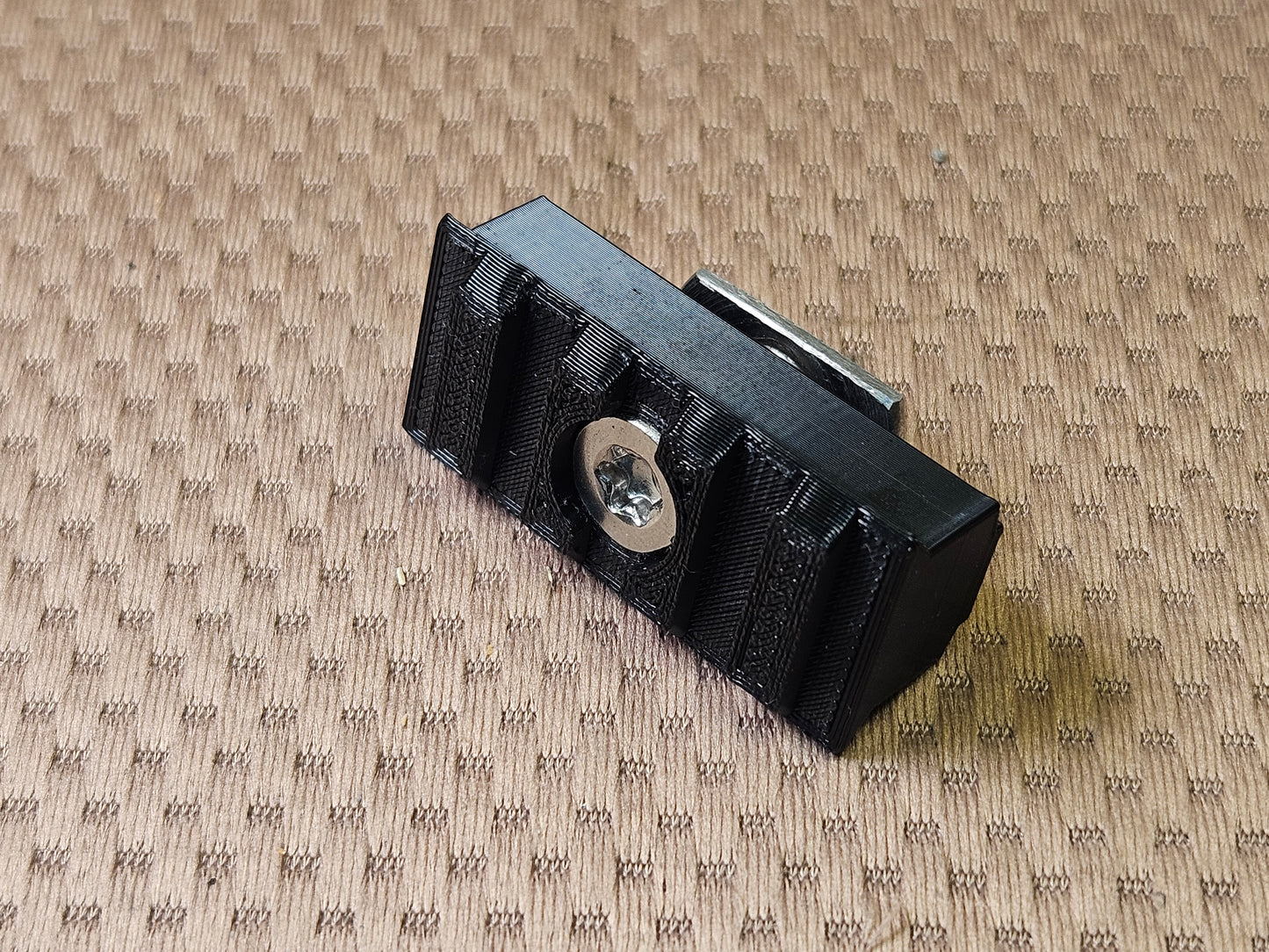 Anschutz / UIT rail picatinny adaptor