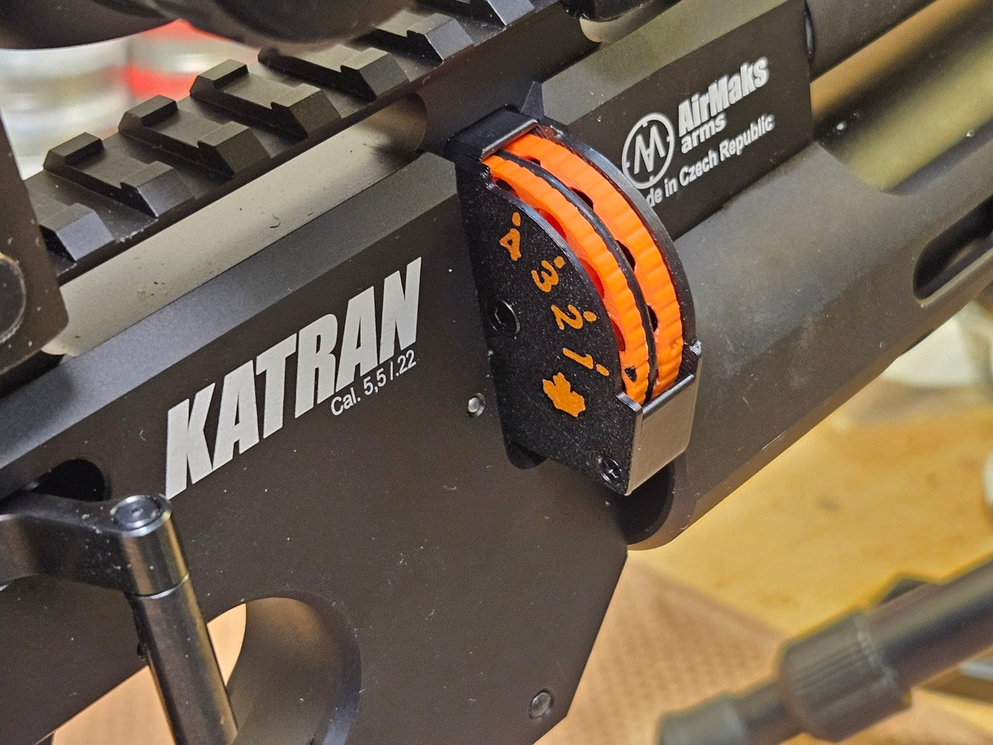 AirMaks Katran / Krait self-indexing magazine