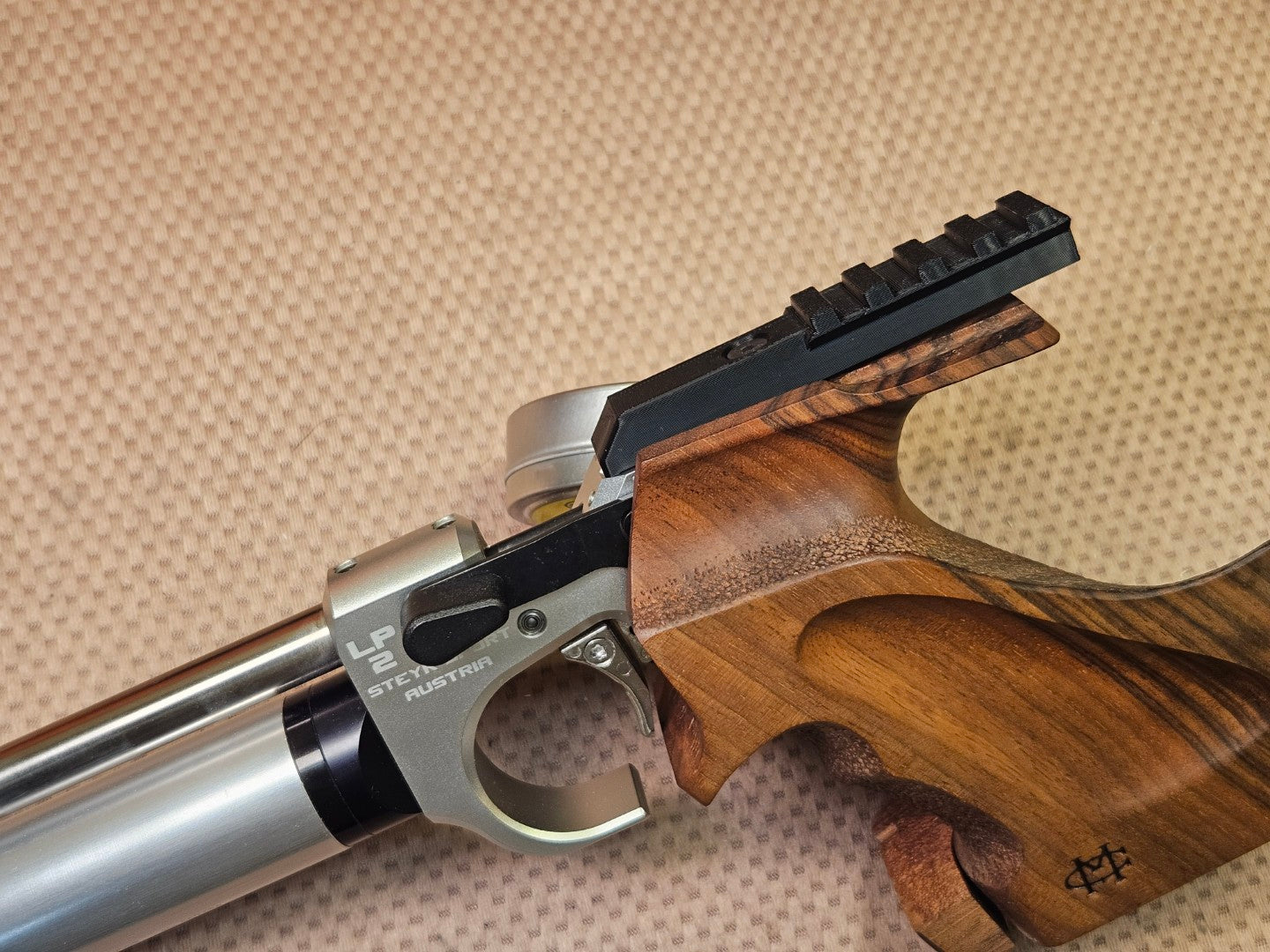 Scope mount compatible with Steyr LP-2, LP-10, LP-10 E, LP-50